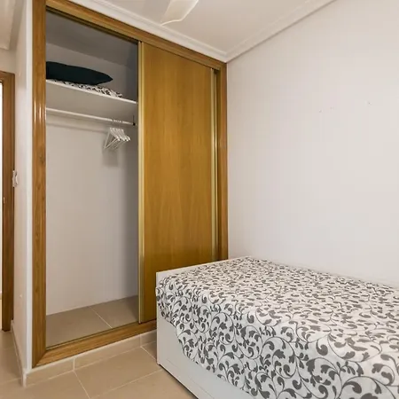 Modern With Fantastic Location! Apartamento Torrevieja