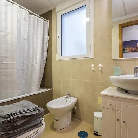Apartamento Modern With Fantastic Location!